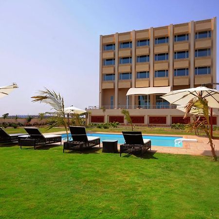 Regenta Central Hestia Dahej, Bhensali Εξωτερικό φωτογραφία