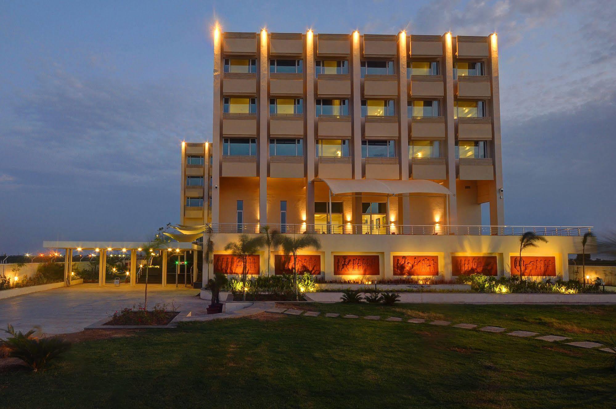 Regenta Central Hestia Dahej, Bhensali Εξωτερικό φωτογραφία